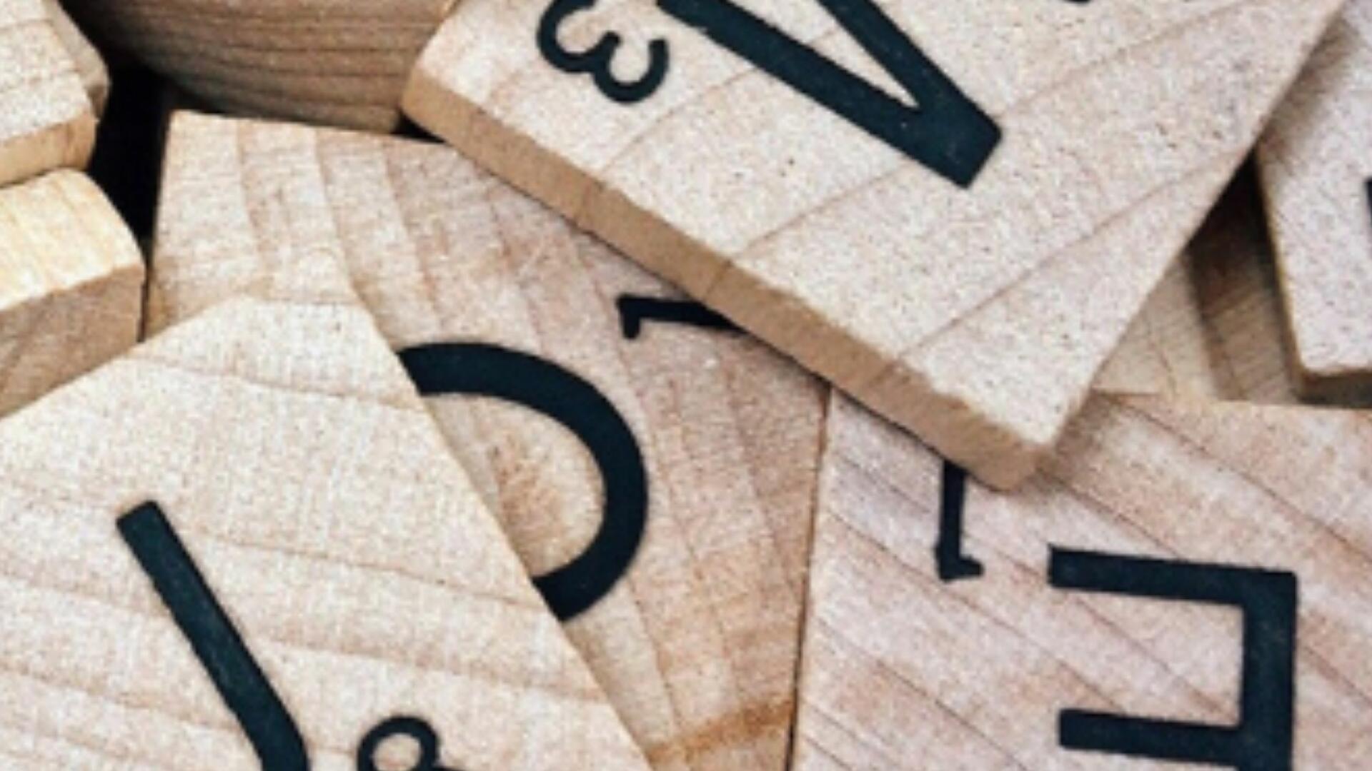 Kirjaimia ja numeroita.