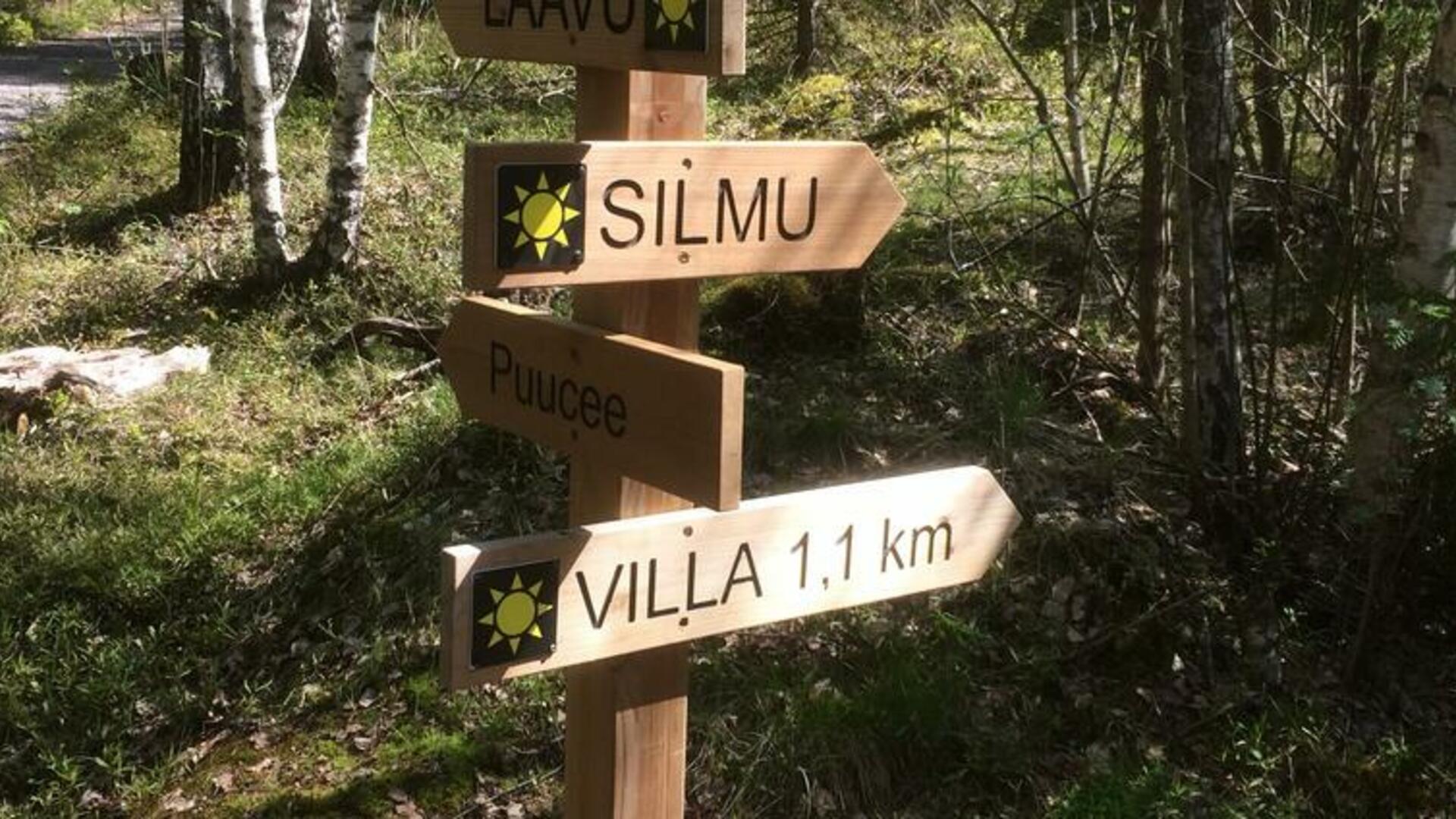 Haijaisten Silmu luontopolun opasteviitta