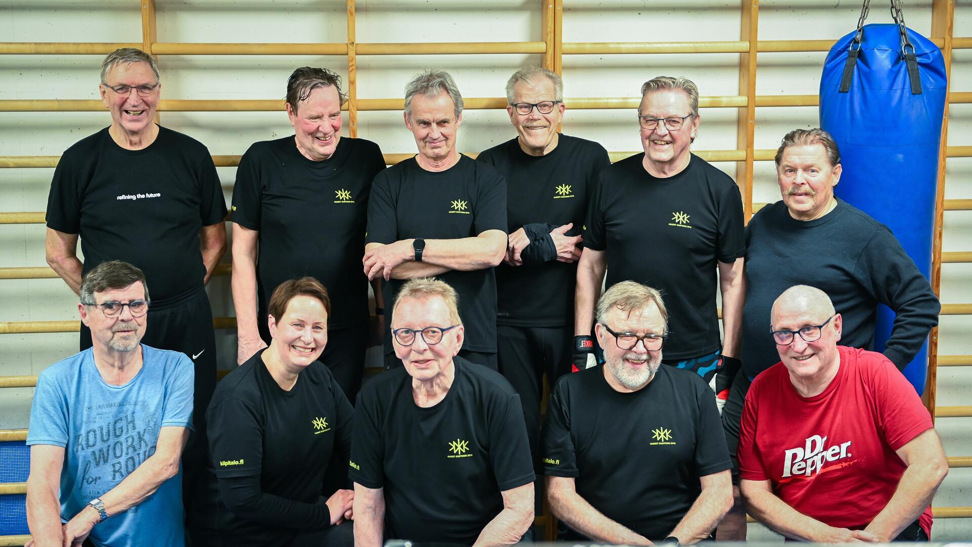 Kundit kuntoon -saliryhmä, jossa on mukana 12 naantalilaista miestä.