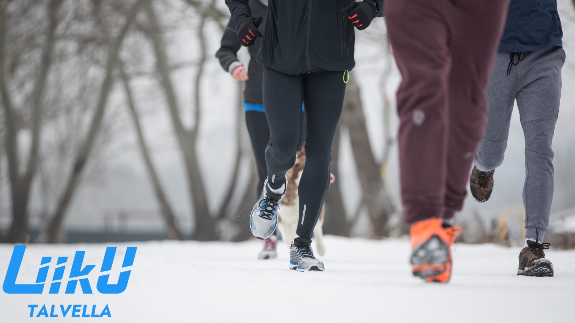 Juoksijoita talvella.