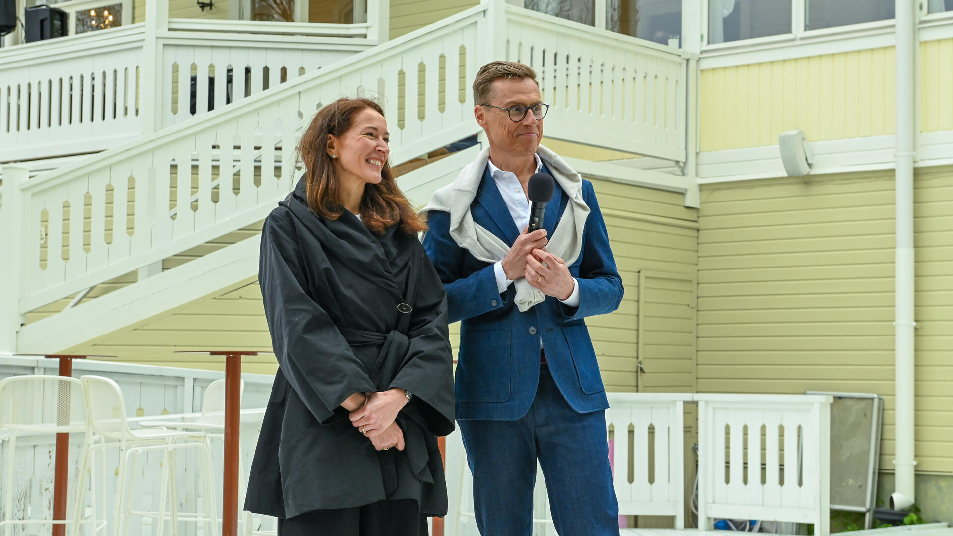 Tasavallan presidentti Alexander Stubb ja rouva Suzanne Innes-Stubb.