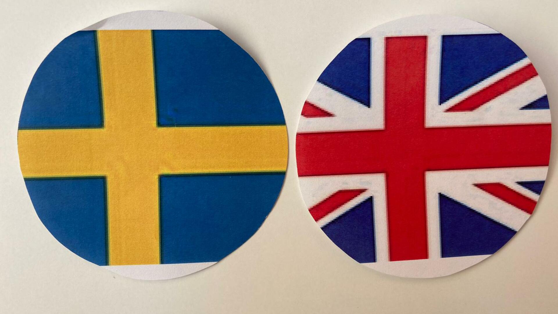 Ruotsin ja Iso-Britannian liput