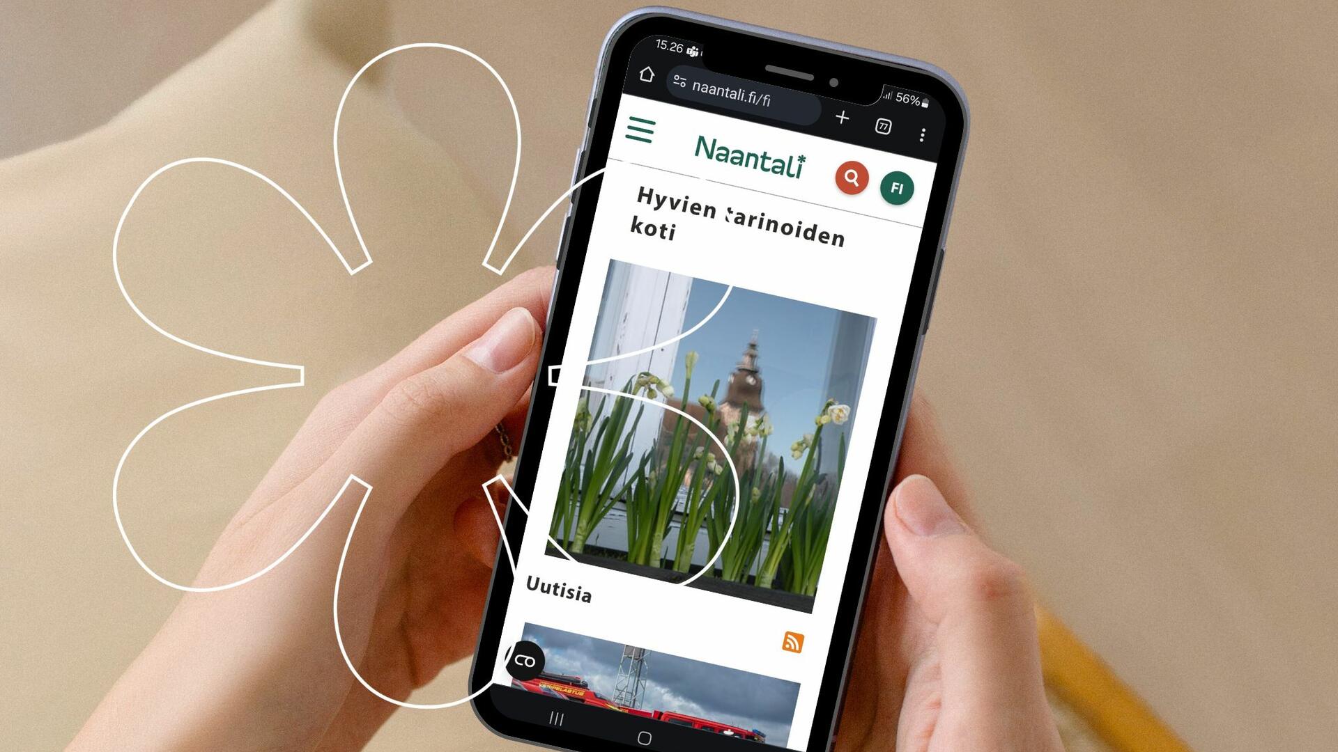 Puhelimen näytöllä Naantali.fi-sivuston etusivu. Onnellinen aurinko -elementti.