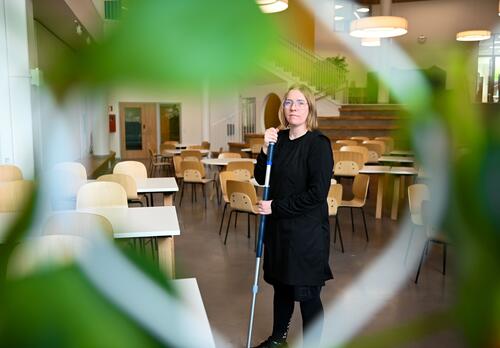 Siivous- ja puhtaanapitoyksikön oppisopimustyöntekijä Alina Virtanen.