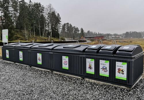 Molokin korttelikeräyspiste Immasissa