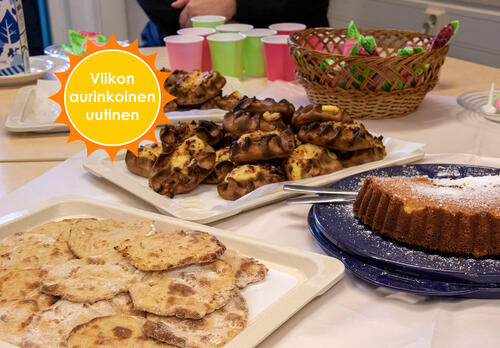 Sadonkorjuukahveilla oli tarjolla perunarieskoja, -piirakoita ja -kakkua.