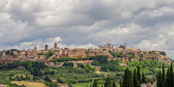 Orvieton keskiaikainen kaupunki Umbrian maakunnassa.